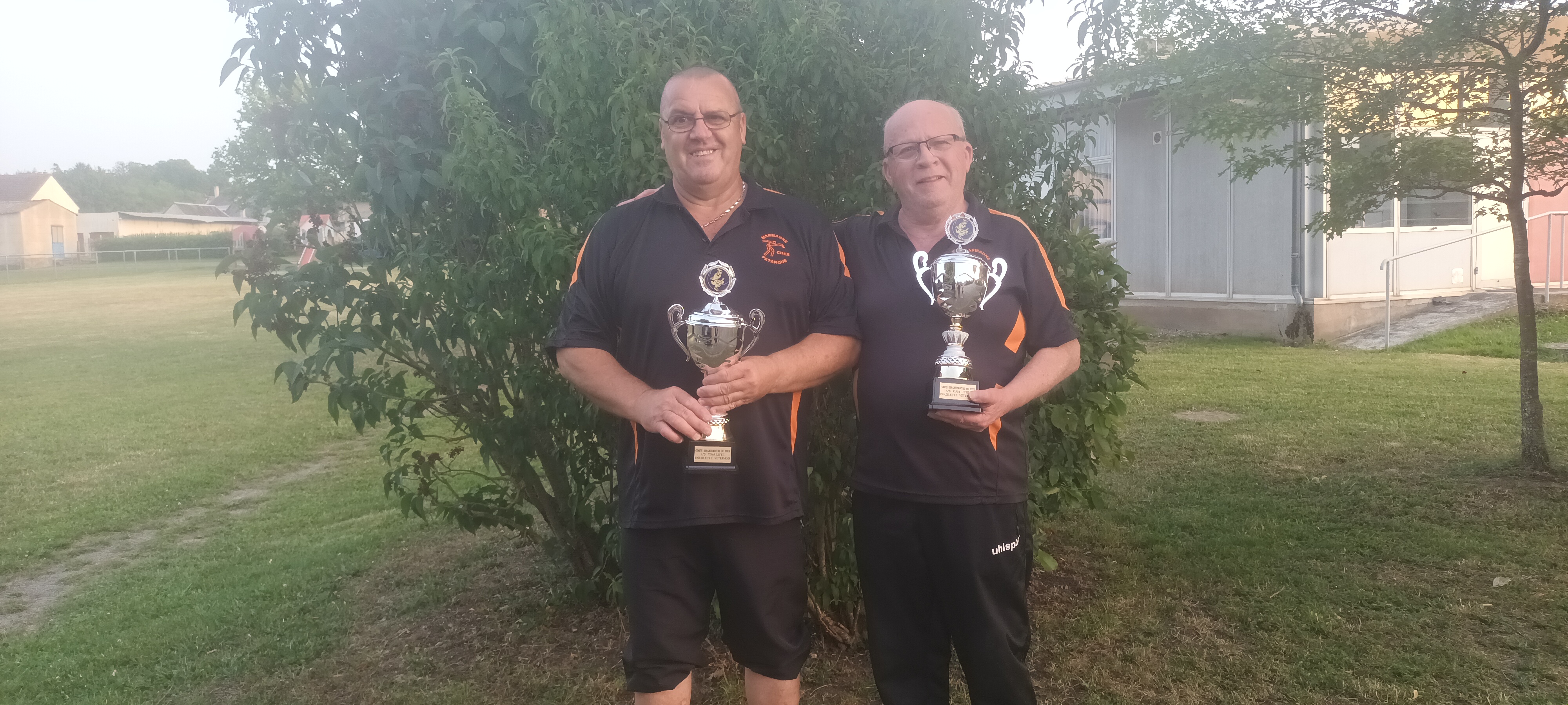 Bravo à Puce et Didier 1/2 finalistes du doublettes vétérans Bravo à Puce et Didier 1/2 finalistes du doublettes vétérans