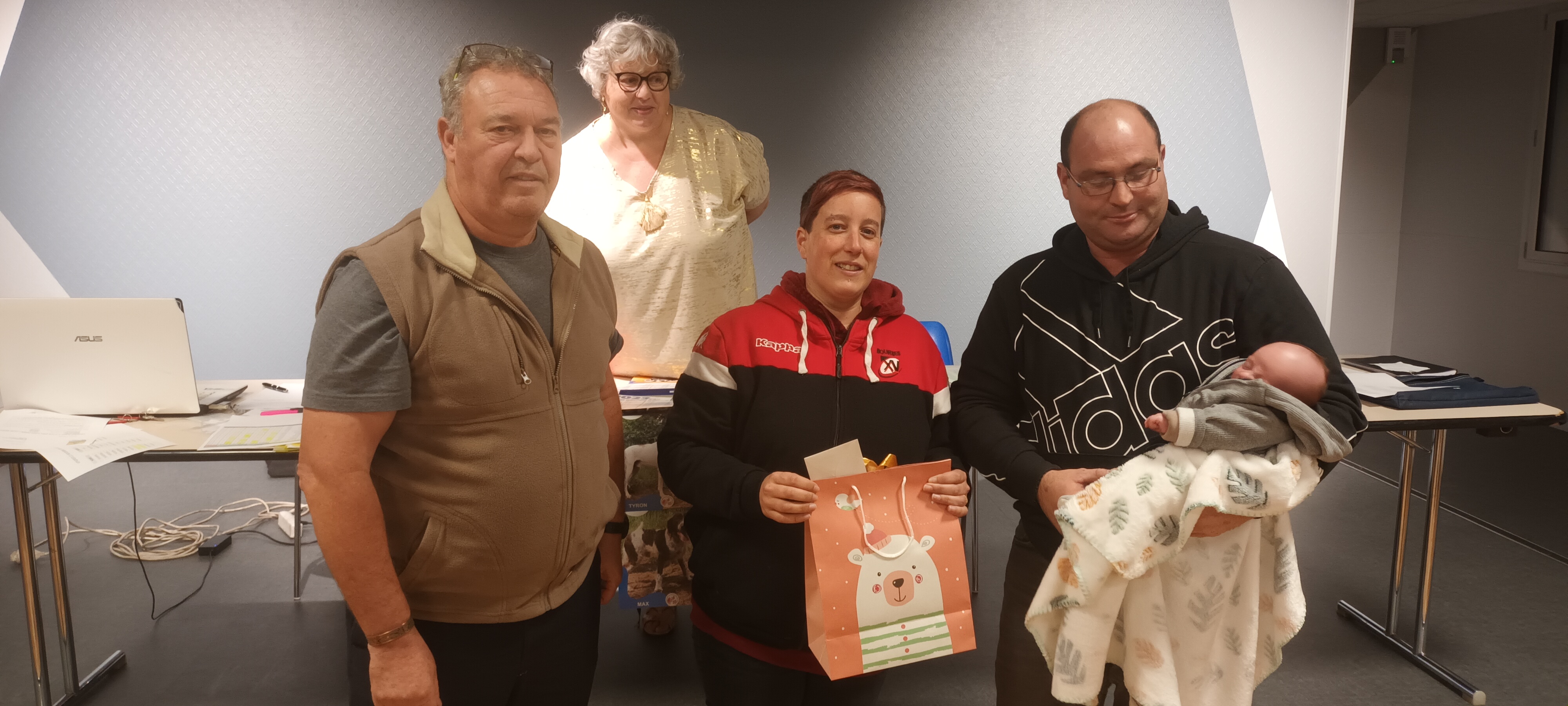 Assemblée Général de Marmagne Pétanque et récompense ses licenciés.