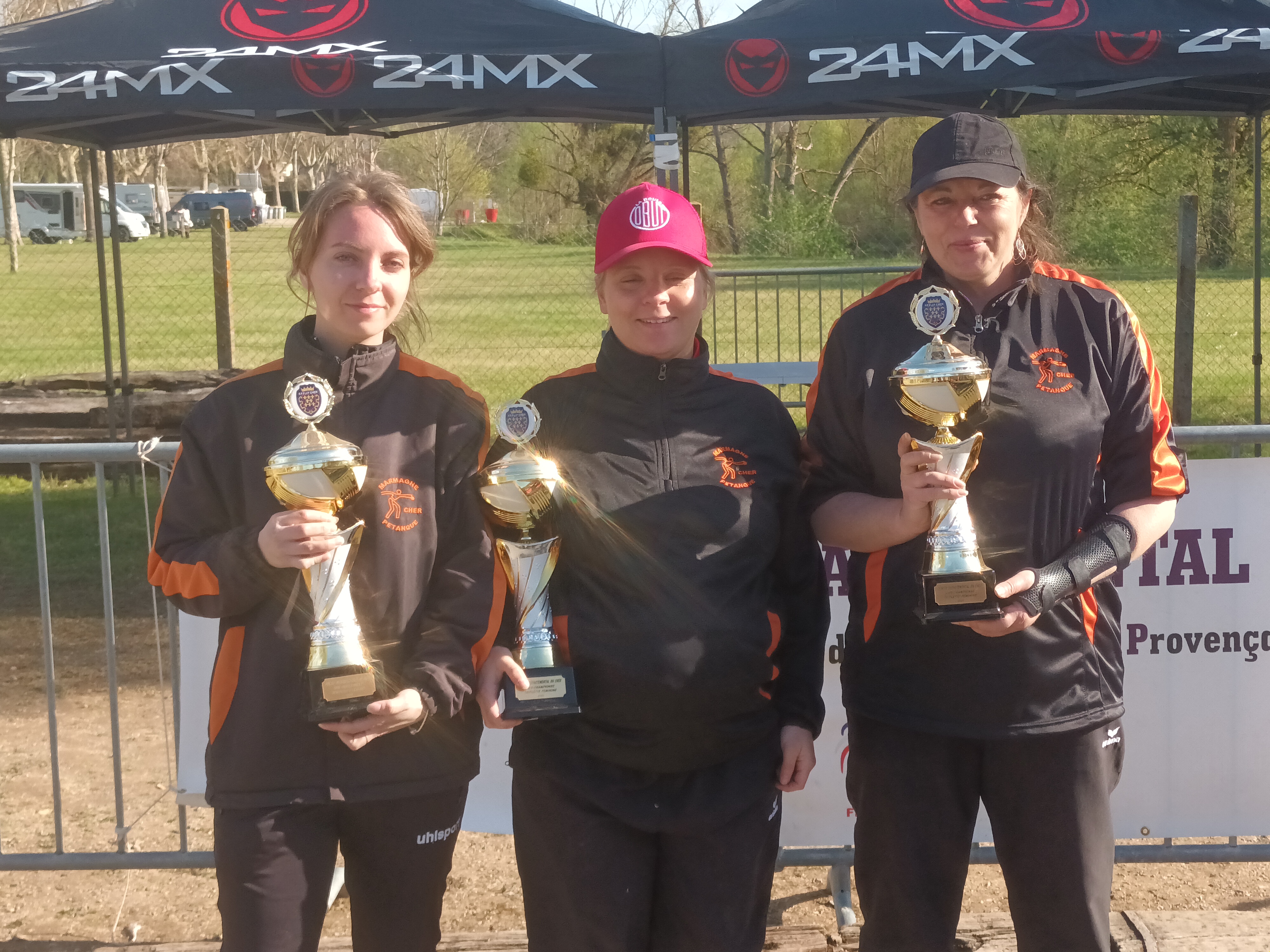 Lou / Agathe / Aurore vice-championnes du Cher triplette. Nos championnes 2022 tout prés de l'exploit