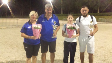 Aude Martinet (St Germain 18) et Vincent Demuth (Sully 45) vainqueur du 3ème Régional doublette mixte Aude Martinet (St Germain 18) et Vincent Demuth (Sully 45) vainqueur du 3ème Régional doublette mixte