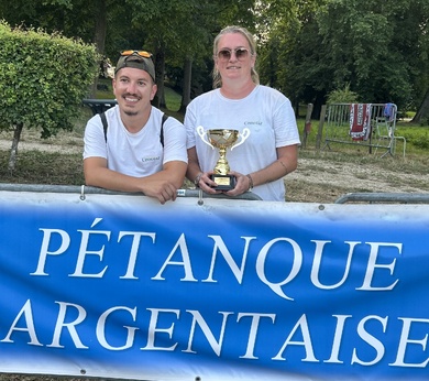 Amboise Camille (St Laurent Nouan) et Portier Pierre (Langon) vainqueur du 5ème régional doublette mixte