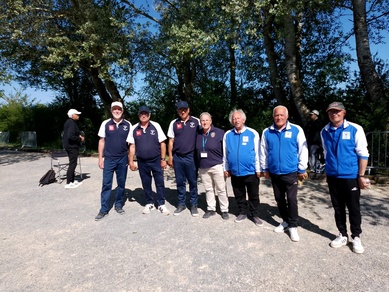 SACRE Champions Triplette vétéran Pascal Bedu - Philippe Lecolloter - Thierry Gangneux.  Bravo à nos Argentais !!!