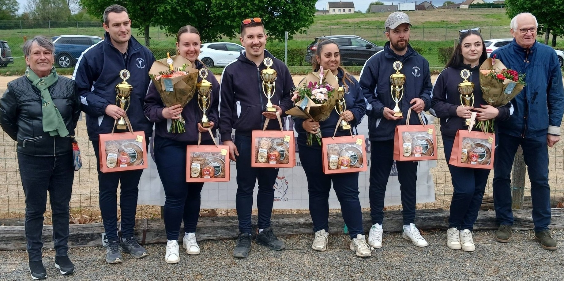 Marie-Chloé-Orianne / Aurélien-Florian-Maxime Vice-champions du Cher Triplette !!!! Marie-Chloé-Orianne / Aurélien-Florian-Maxime Vice-champions du Cher Triplette !!!!