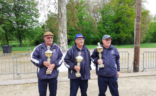 CHAMPIONNAT TRIPLETTES PROMOTION: nos 2 équipes en demi!!!!!
