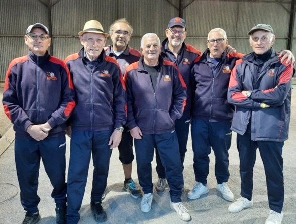 Après cette victoire, une photo avec le sourire