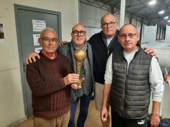 Notre Triplette Vétérans Vice-Championne du Cher. Notre Triplette Vétérans Vice-Championne du Cher.