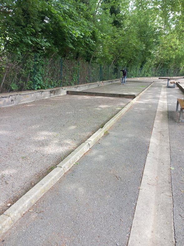 Place nette. Place nette.