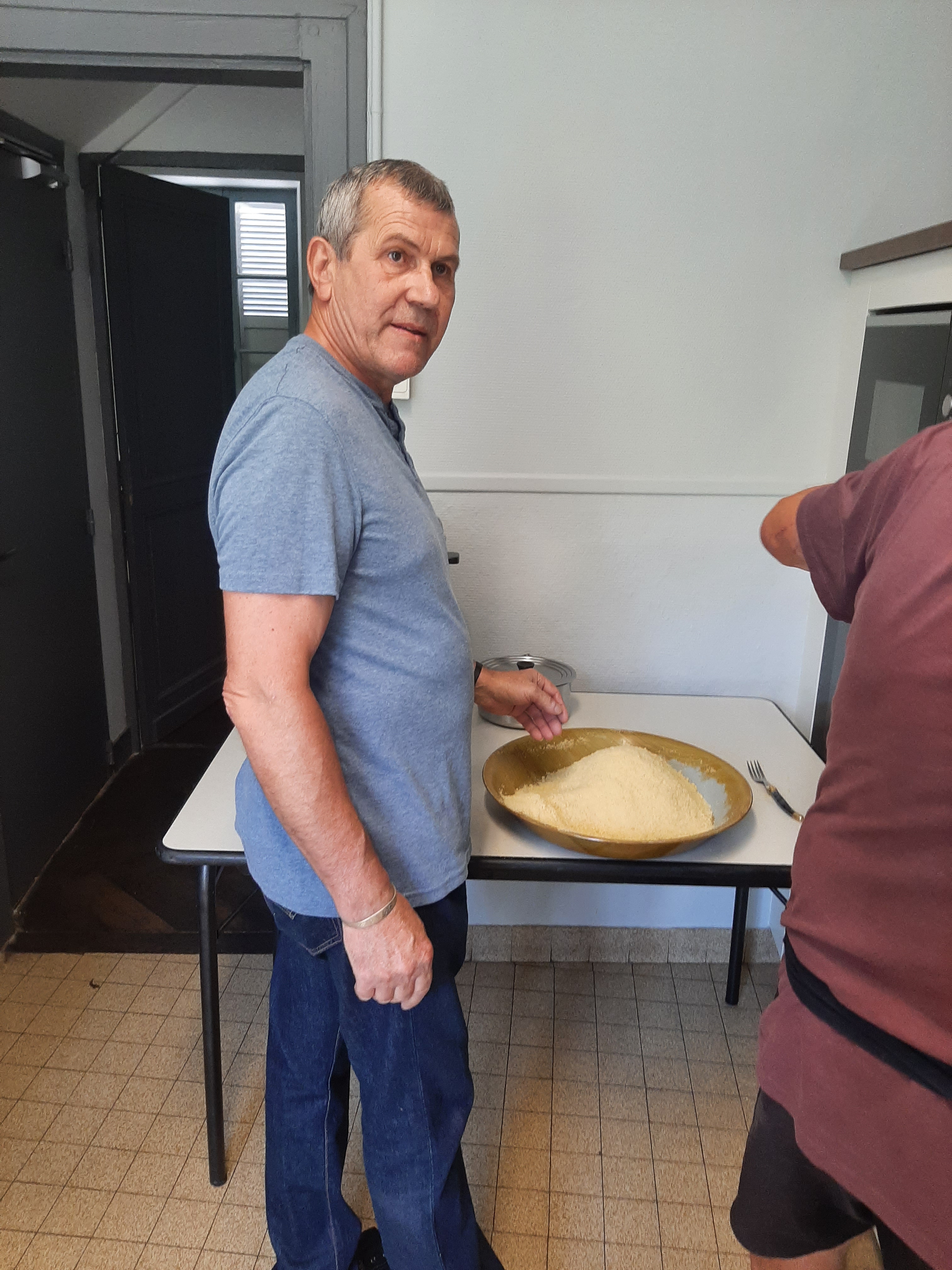 Le bon gout de la semoule c'était grâce à Joël Le bon gout de la semoule c'était grâce à Joël