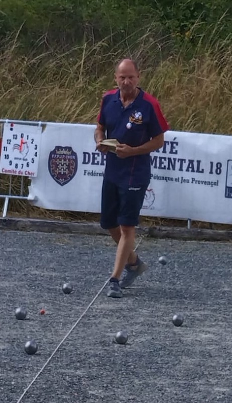 Pascal n'a rien pu faire contre le futur Champion Départemental Pascal n'a rien pu faire contre le futur Champion Départemental