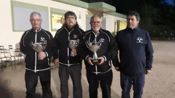 Championnat des Yvelines triplette vétérans au Mesnil le Roi le 25 avril 2019