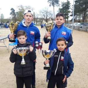 MINIME: Champion Sheyvers DECHELOTTE et Ethan HOLDERBAUM        JUNIOR: Champion Chris HOLDERBAUM et Mathis HOLDERBAUM