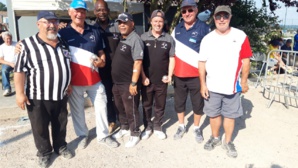 Après avoir battu les champions de France en demi-finale, MOHAMED - PATRICK (BONNIERES) et SERGE (CARRIERES) remportent ce premier régional