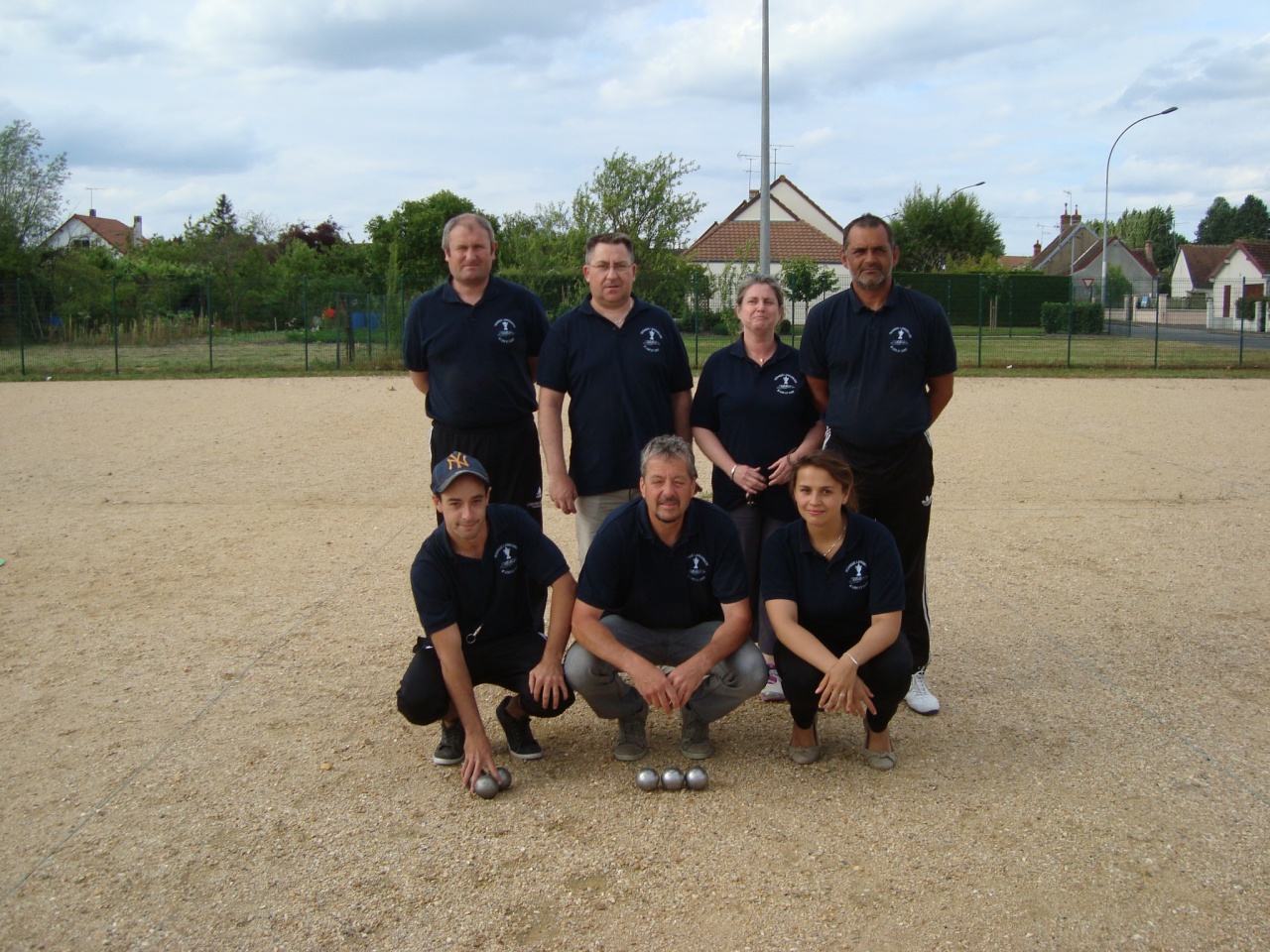 Coupe consolante2015(1) Coupe consolante2015(1)