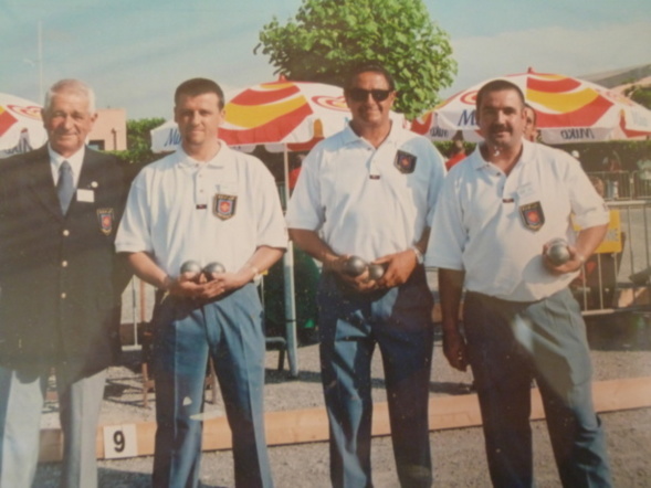 De gauche à droite: Didier LALANDES - Gilbert NAVARO - Michel ALISSANDRE De gauche à droite: Didier LALANDES - Gilbert NAVARO - Michel ALISSANDRE