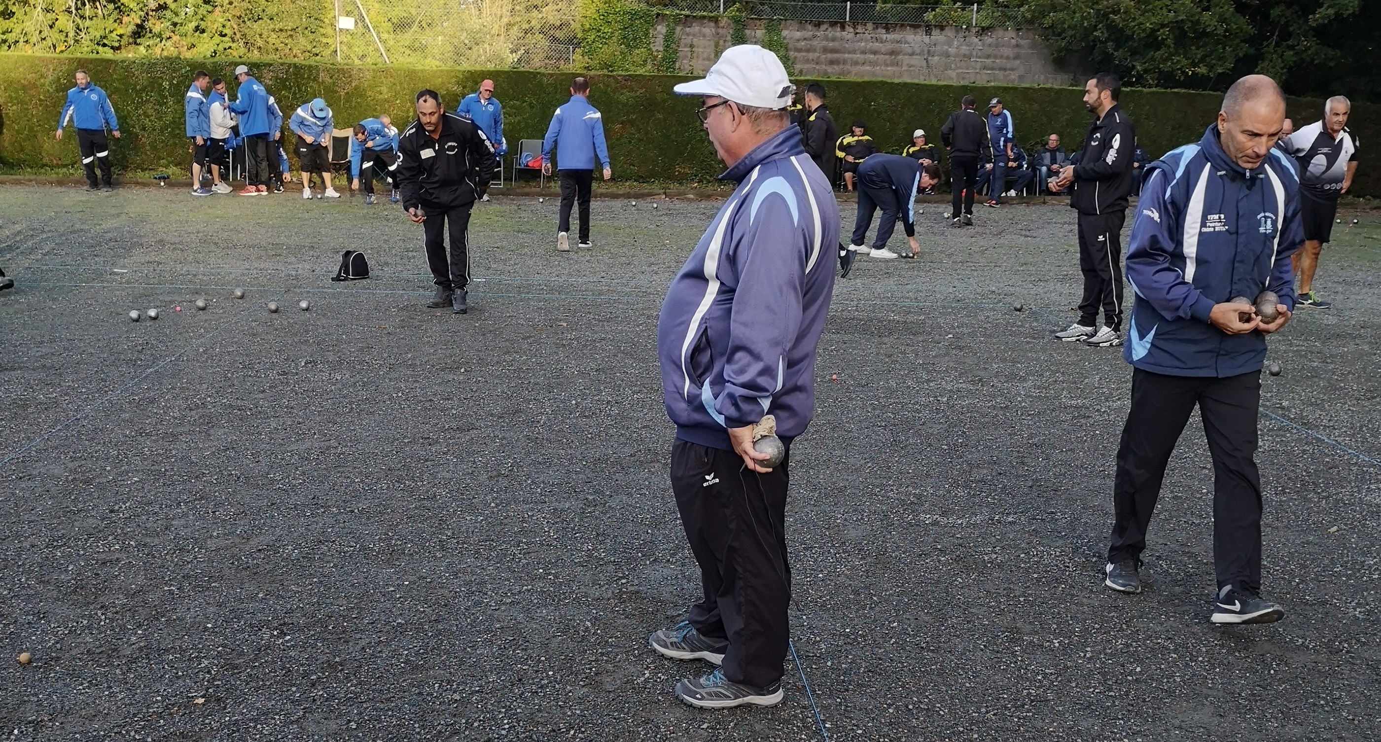 Mirebeau - Parthenay Mirebeau - Parthenay