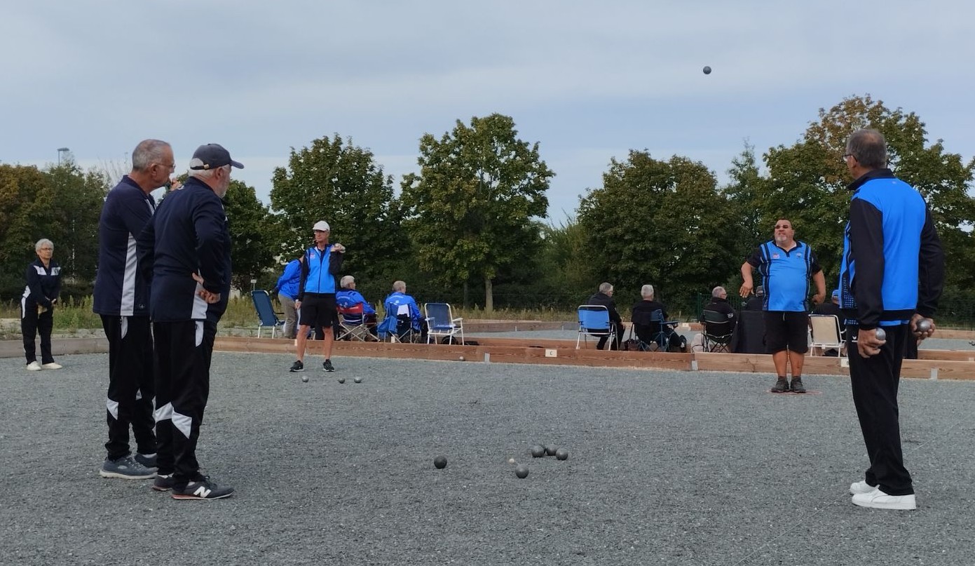 Pompaire1 - Champdeniers 2 Pompaire1 - Champdeniers 2