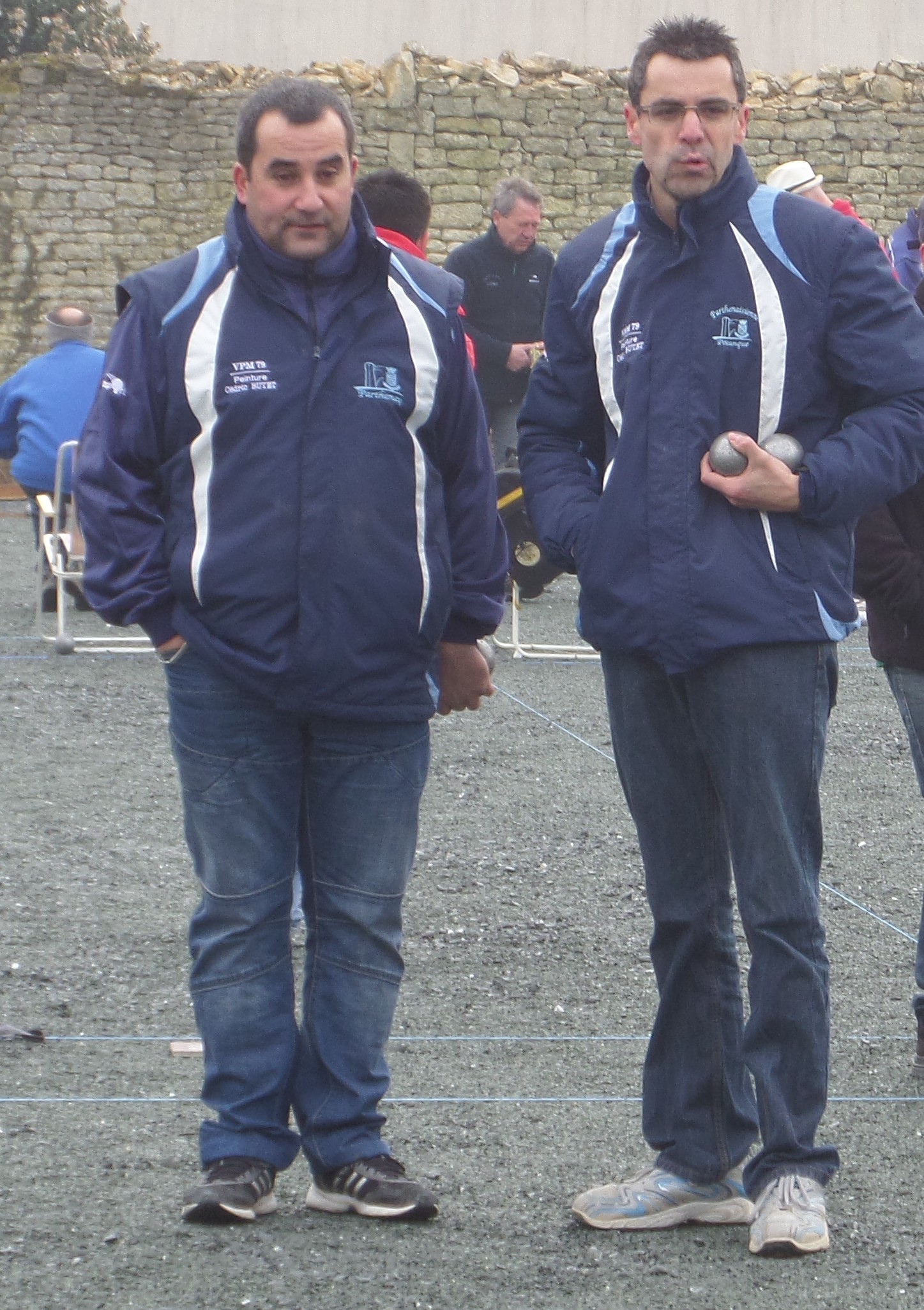 Trop sérieux les gars ;-) Trop sérieux les gars ;-)