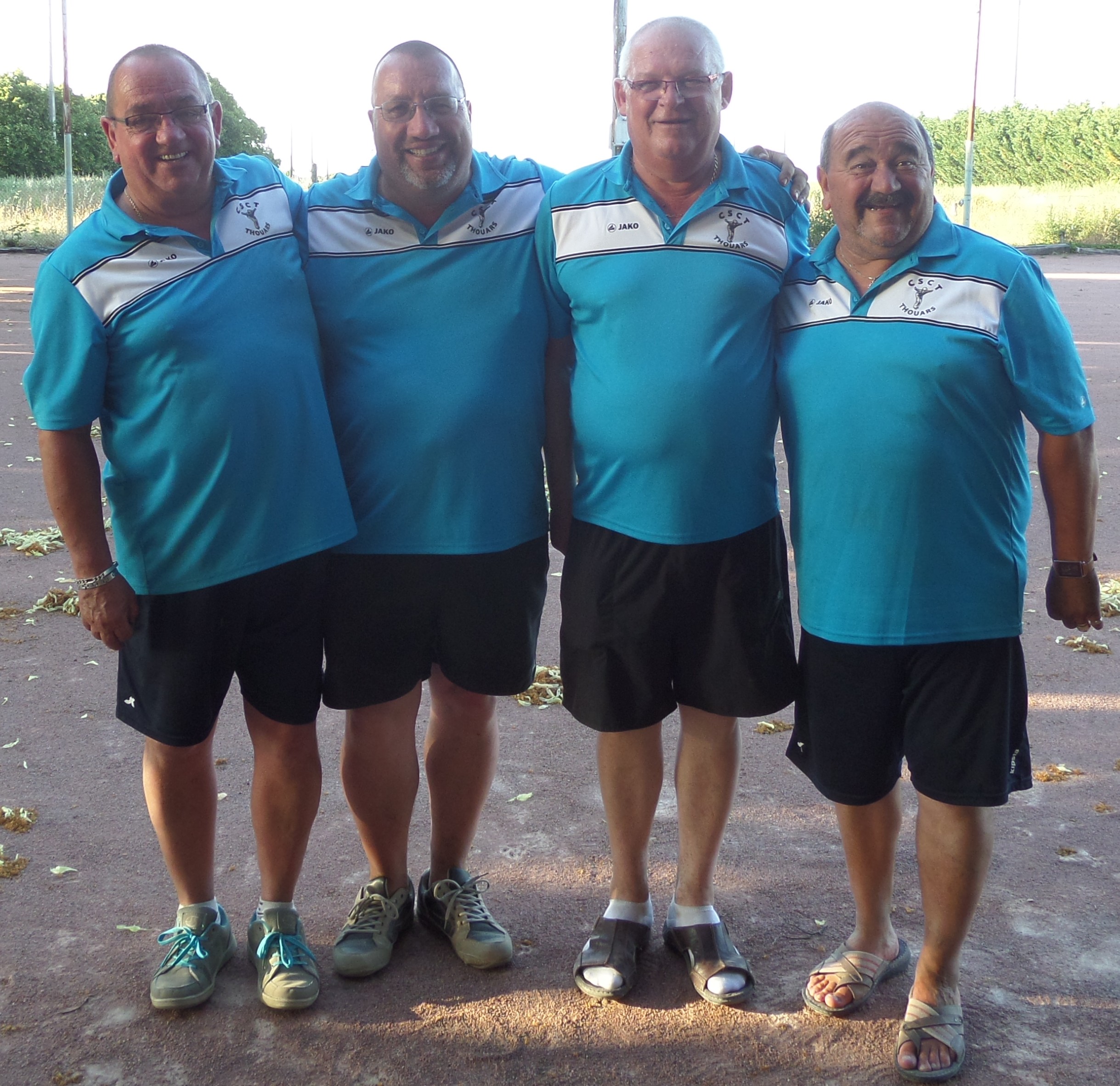 Quadrette Boules Ferrées Quadrette Boules Ferrées