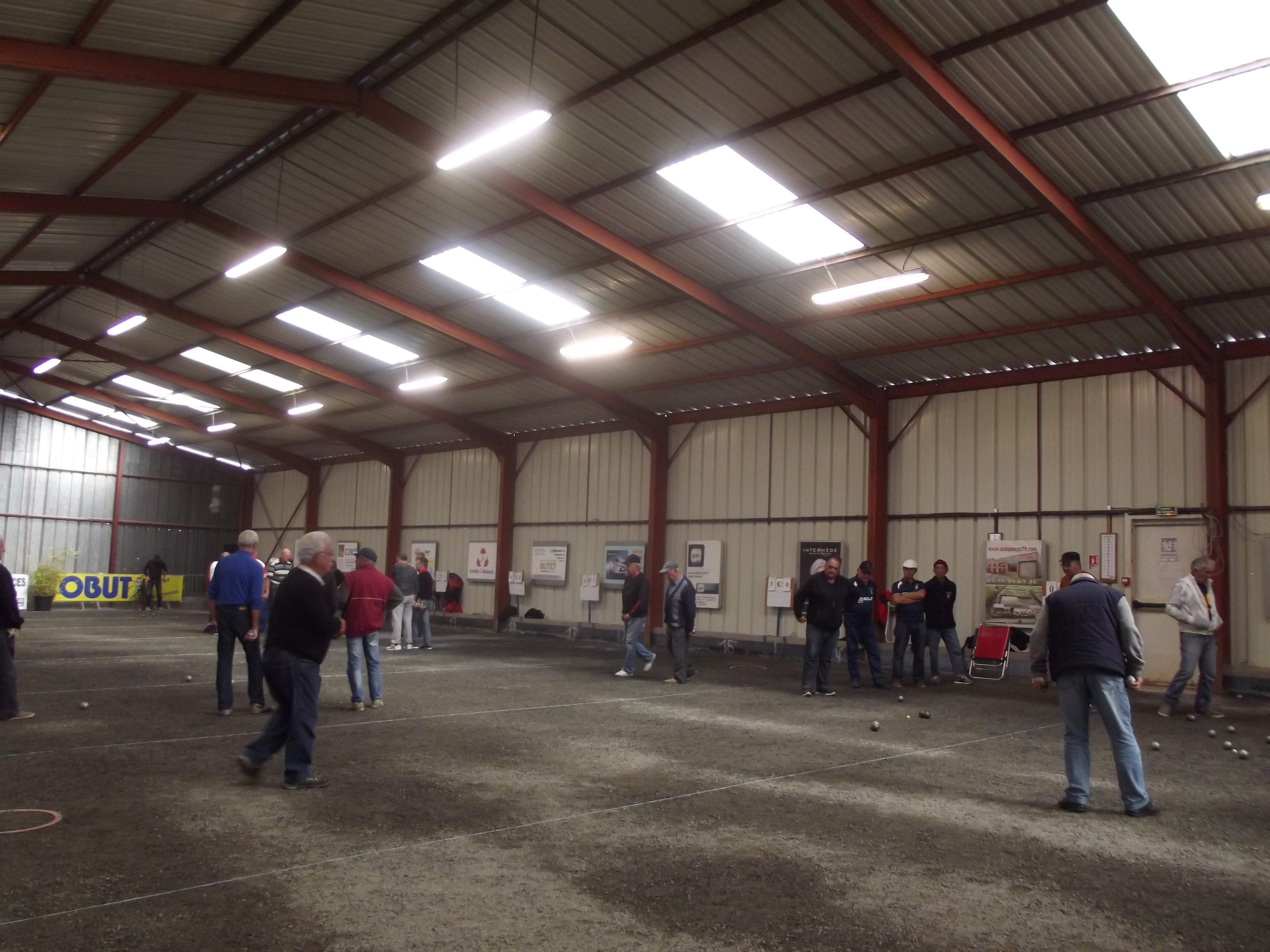 Bénévoles et joueurs... Bénévoles et joueurs...