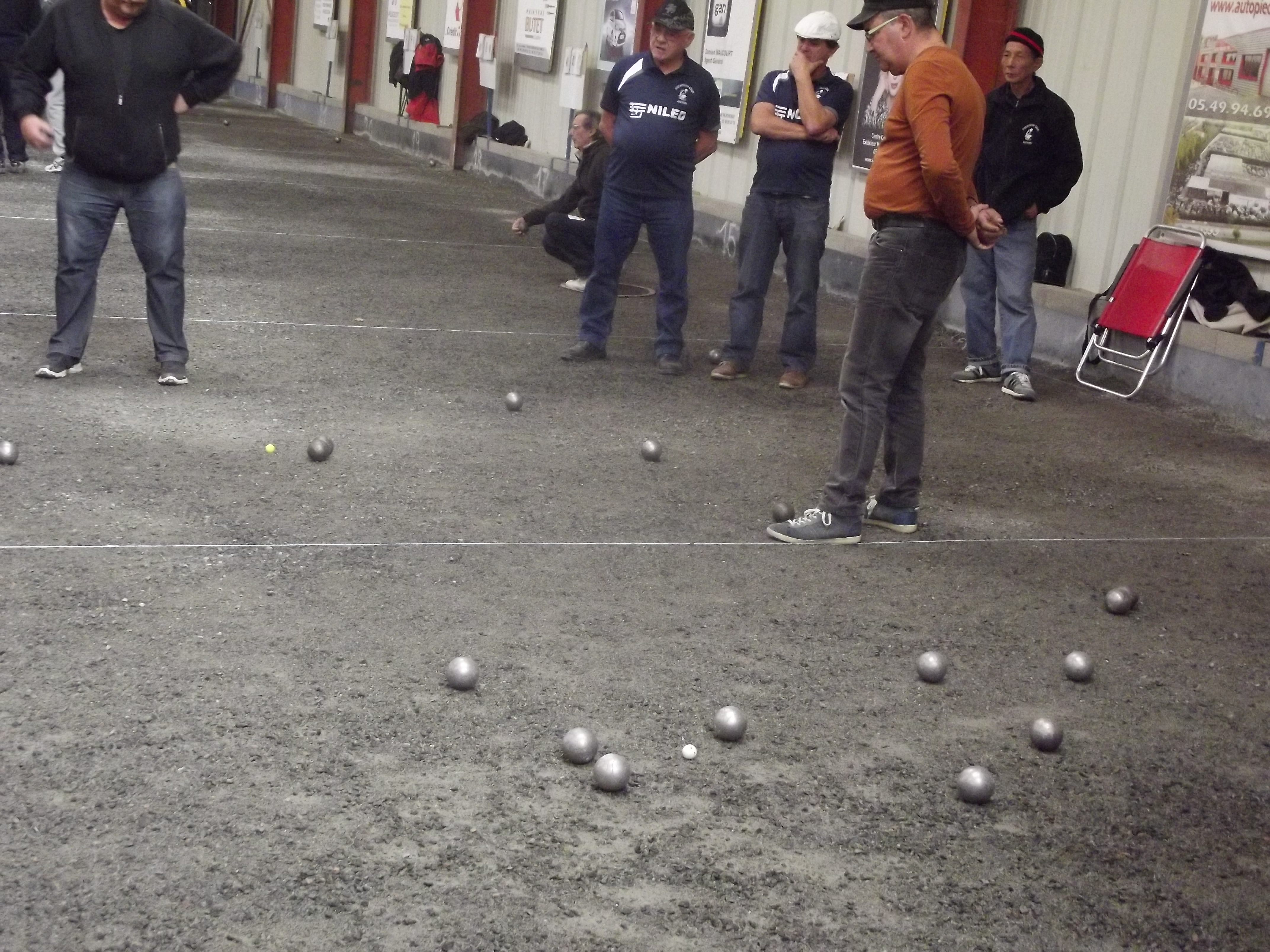 Bénévoles et joueurs... Bénévoles et joueurs...