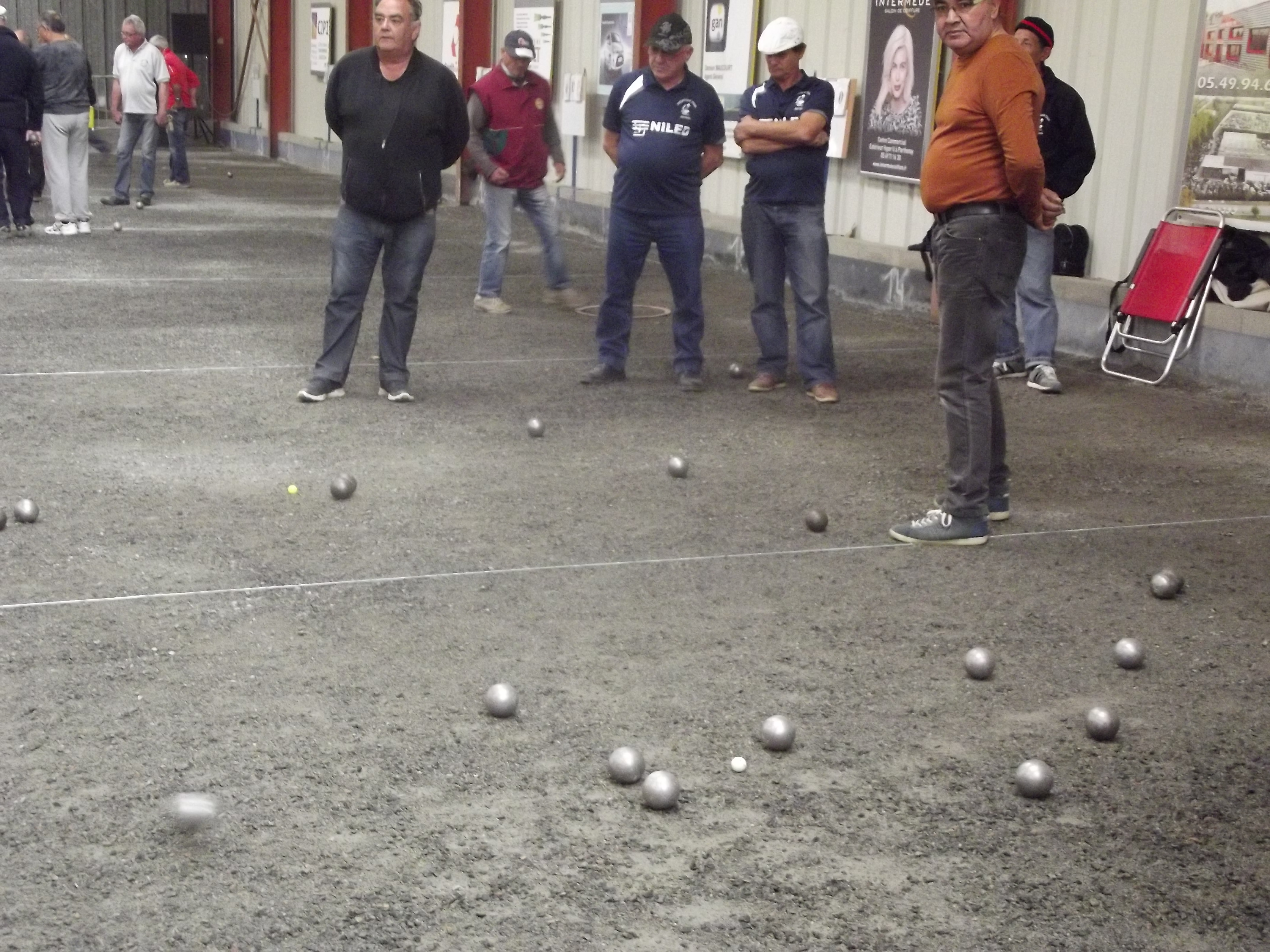 Bénévoles et joueurs... Bénévoles et joueurs...