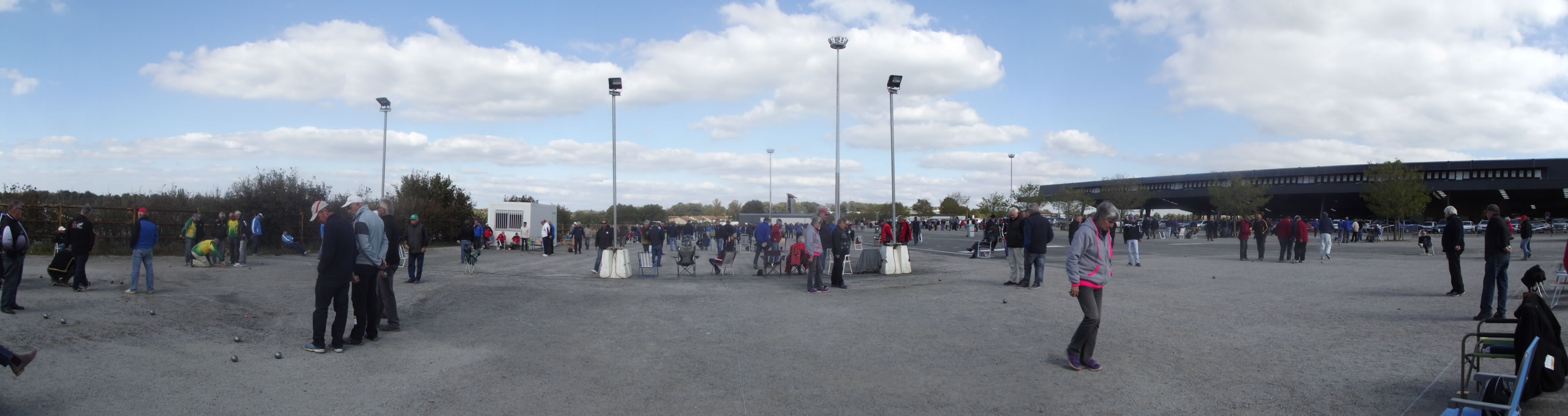 Bénévoles et joueurs... Bénévoles et joueurs...