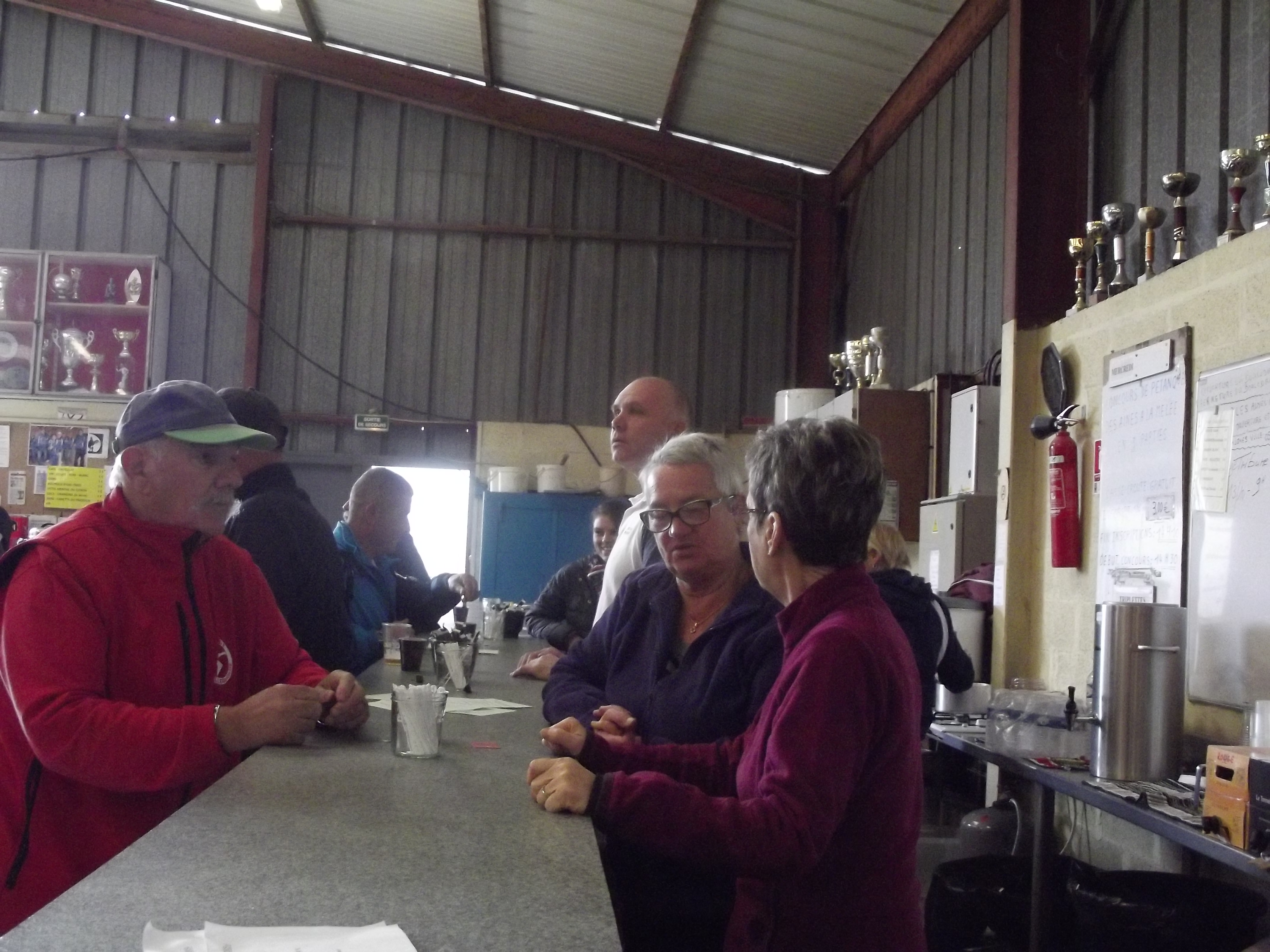 Bénévoles et joueurs... Bénévoles et joueurs...