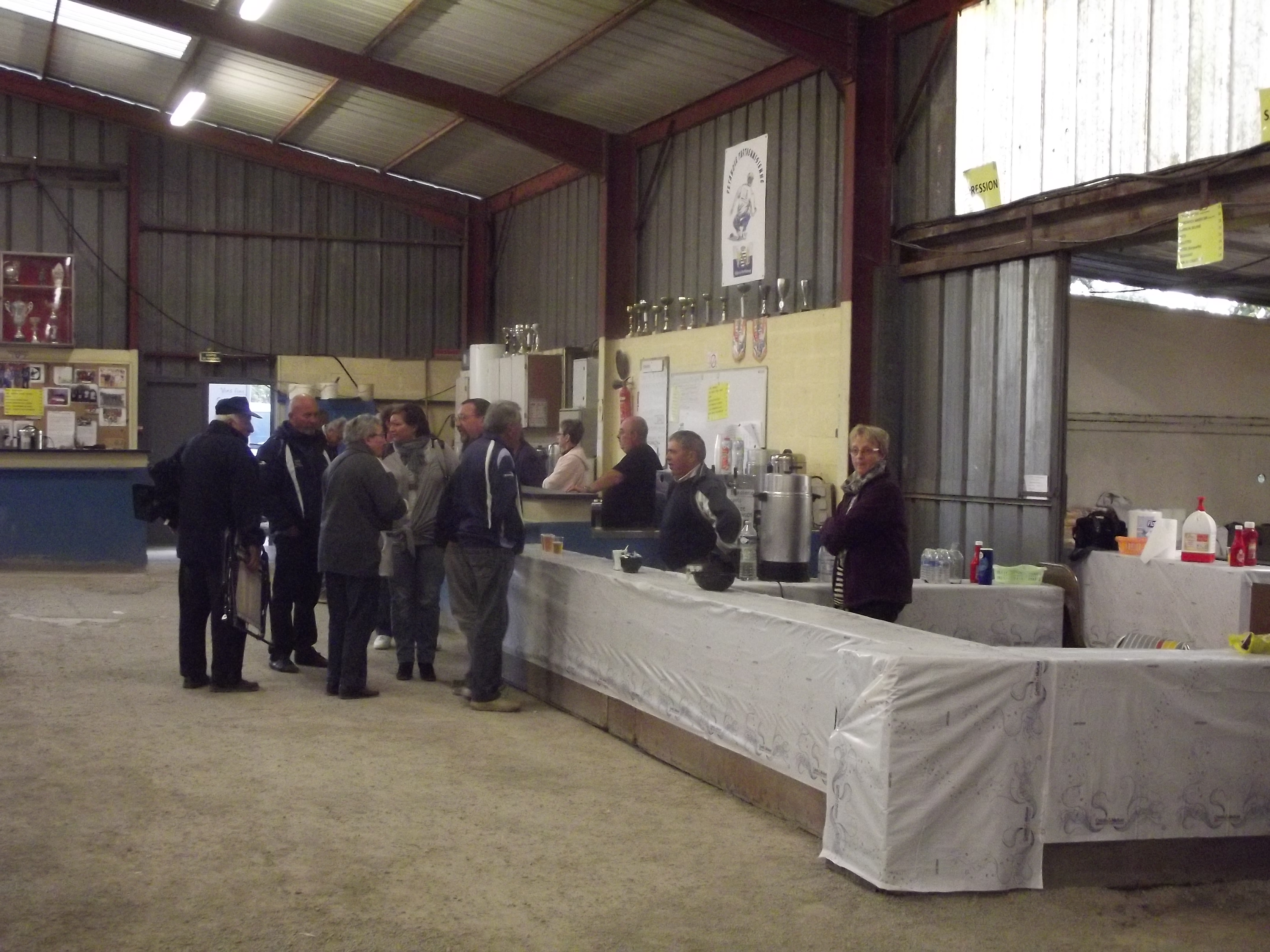 Bénévoles et joueurs... Bénévoles et joueurs...