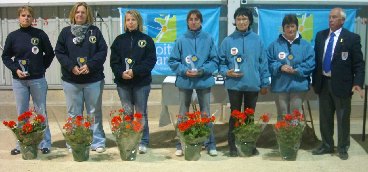 RecompensesLigueTripletteFeminine02.jpg RecompensesLigueTripletteFeminine02.jpg