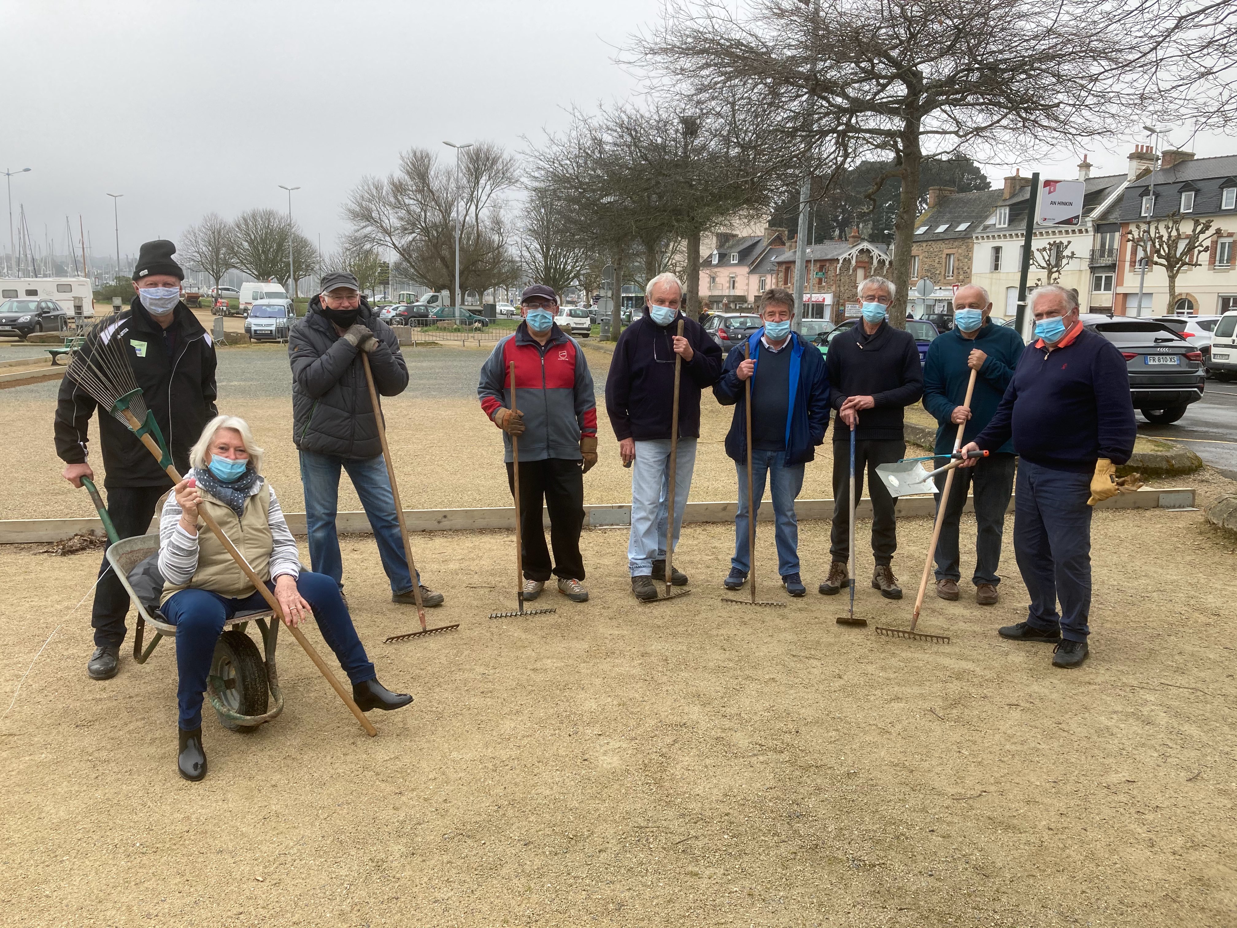 Petit nettoyage des terrains Petit nettoyage des terrains