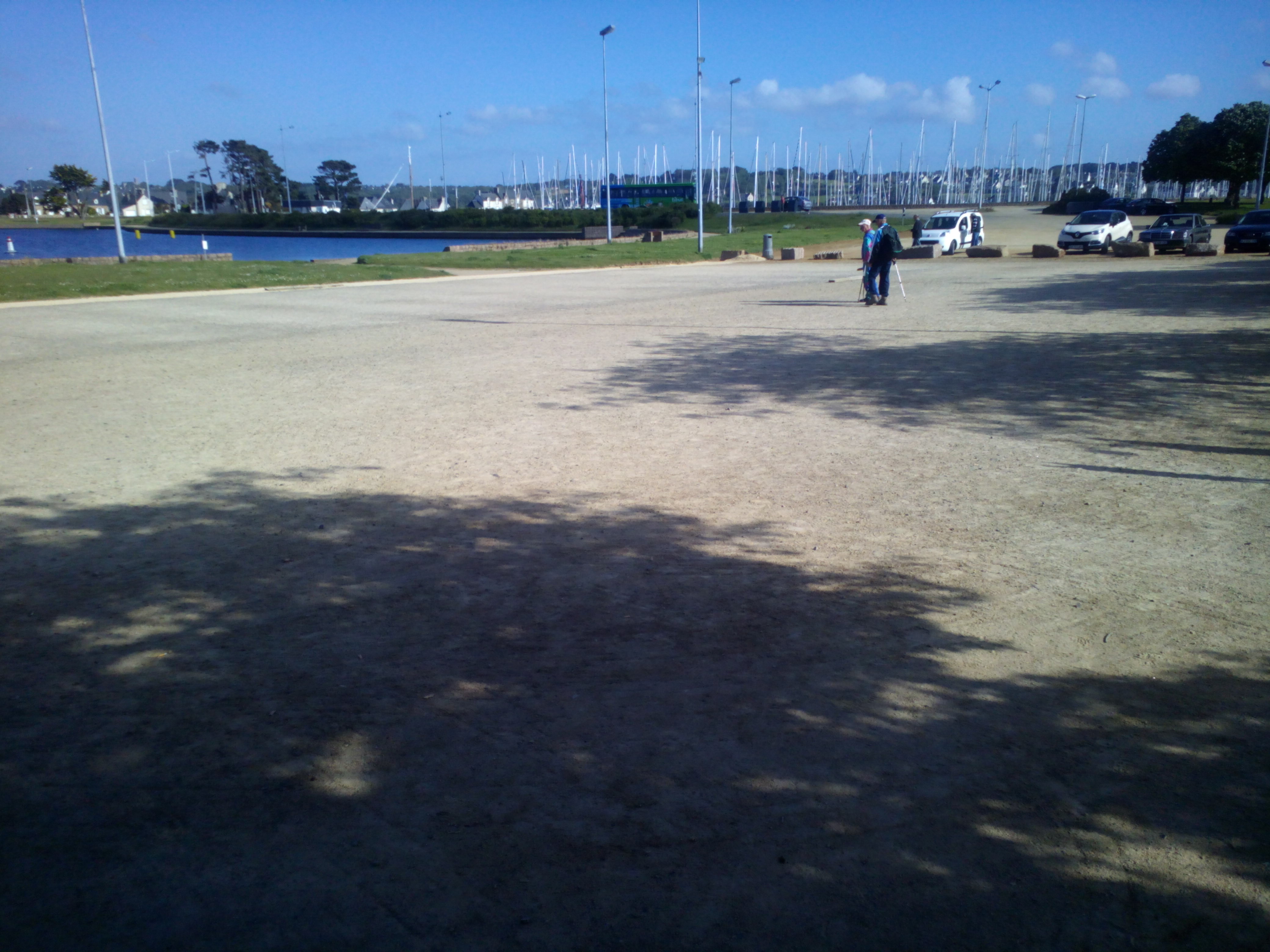 Renovation du terrain en vue du concours du 29 mai 2015 Renovation du terrain en vue du concours du 29 mai 2015