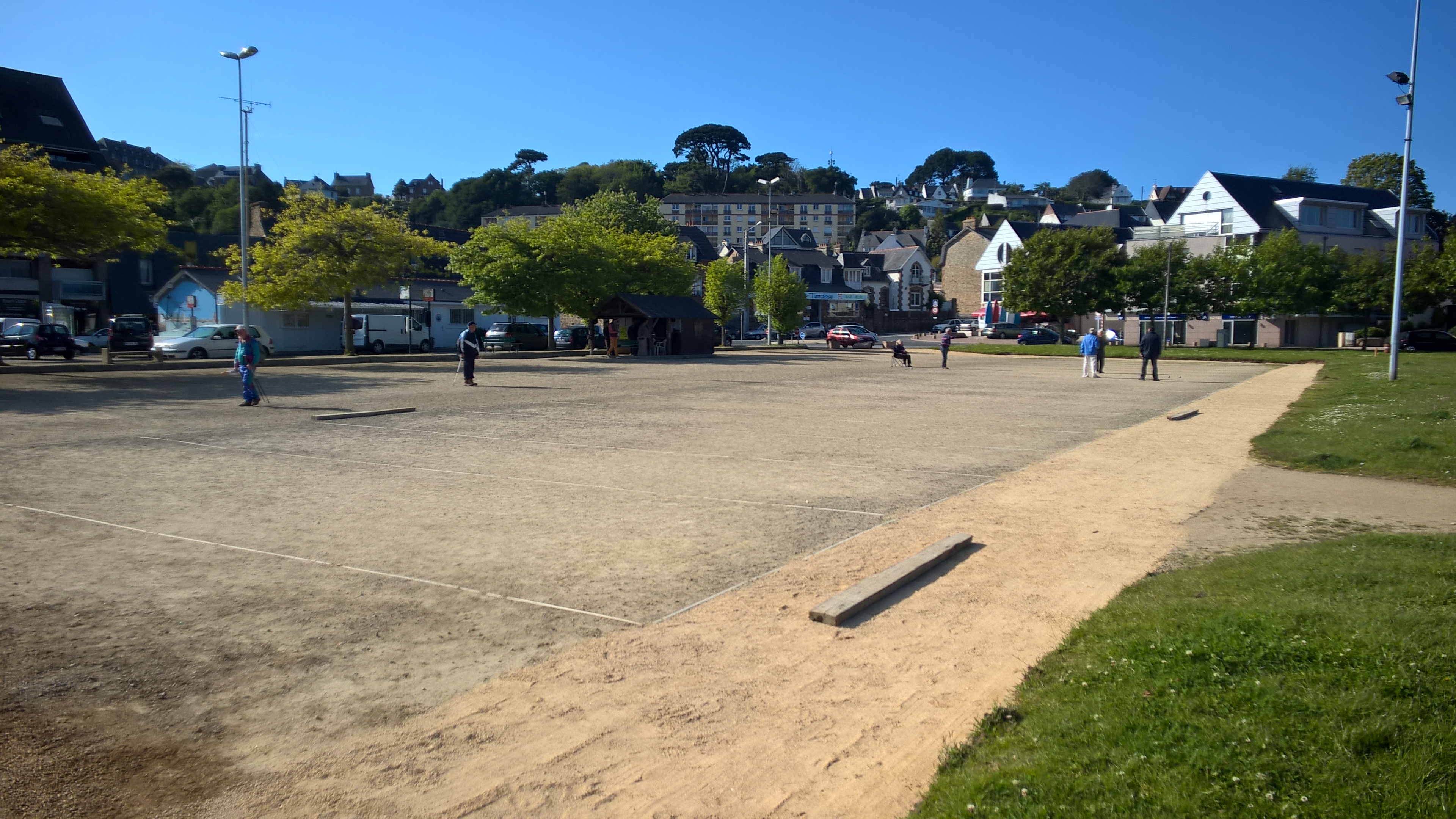 terrain conforme au regles de la petanque