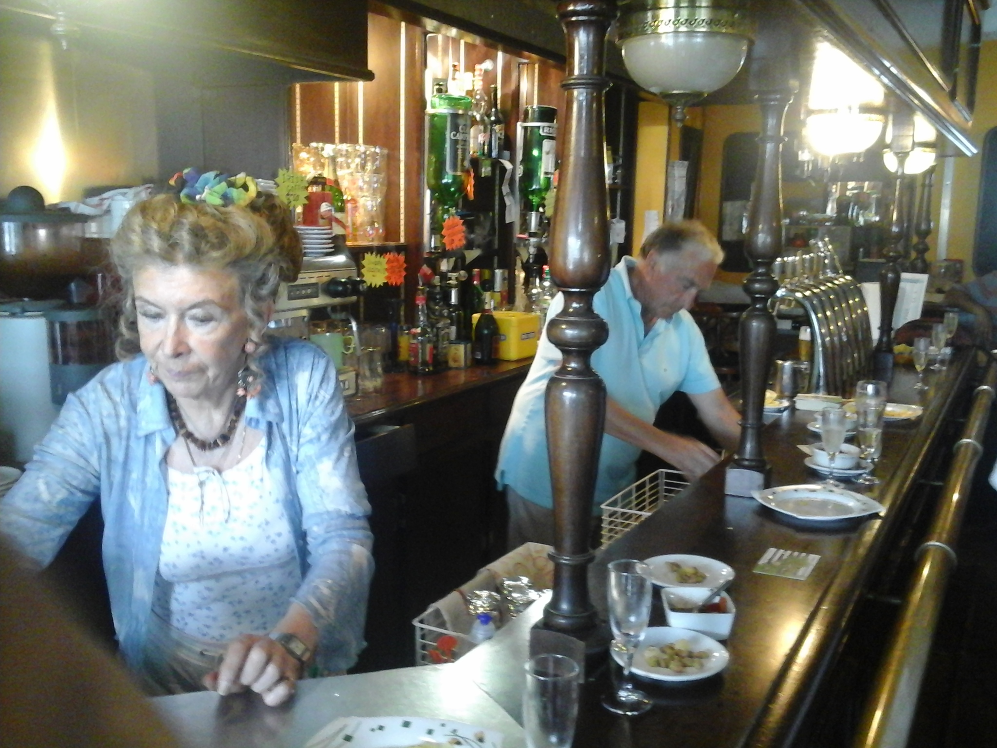 Àcceuil tres sympa chez Carole au café breton Àcceuil tres sympa chez Carole au café breton