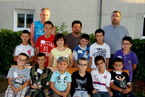 ECOLE DE PETANQUE - SAINT CLAIR DU RHONE - ANNEE 2011-2012 ECOLE DE PETANQUE - SAINT CLAIR DU RHONE - ANNEE 2011-2012