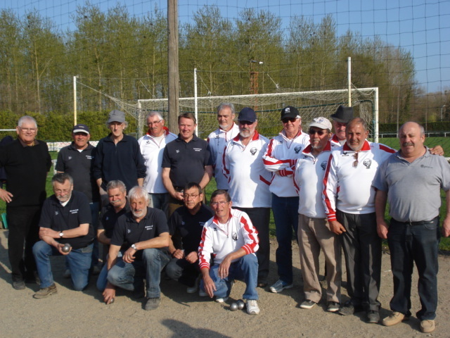 2ème Challenge vétérans en clubs : Riom domine Digoin 10 à 4 2ème Challenge vétérans en clubs : Riom domine Digoin 10 à 4