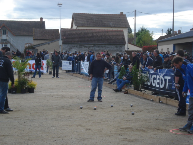 une belle affluence le 1er mai de chaque année sur les jeux Thielois