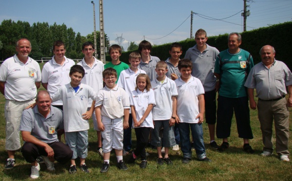 CHAMPIONNATS DEPARTEMENTAL JEUNES : LES THIELOIS 1/2 FINALISTES