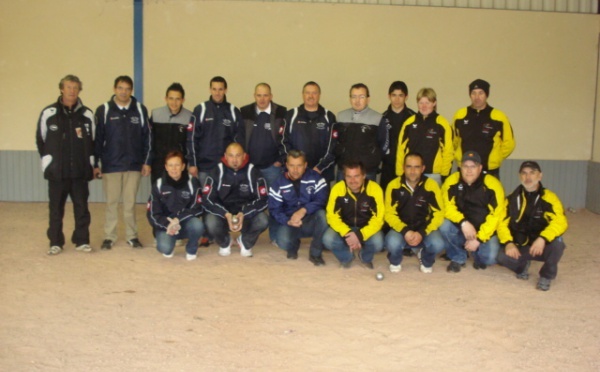 1er tour : Les Thélois s'imposent devant Vallon (17 - 4)