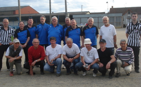 4éme vétérans en clubs : VICTOIRE DE CROUZOL - VOLVIC (63)