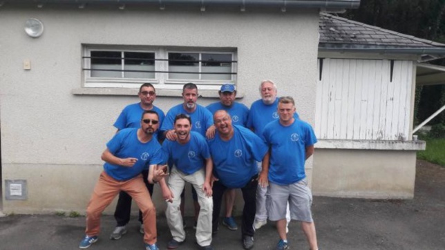 Equipe D3B : David chilloux , sylvain malot , gianni zanchetta , sebastien ouzet , david philippe et rodolphe chilloux Equipe D3B : David chilloux , sylvain malot , gianni zanchetta , sebastien ouzet , david philippe et rodolphe chilloux