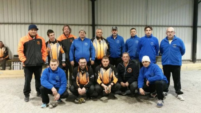 sebastien ouzet , gianni zanchetta , david philippe , david chilloux , sylvain malot , philippe thibault , laurent gilet et manque rodolphe chillous sebastien ouzet , gianni zanchetta , david philippe , david chilloux , sylvain malot , philippe thibault , laurent gilet et manque rodolphe chillous