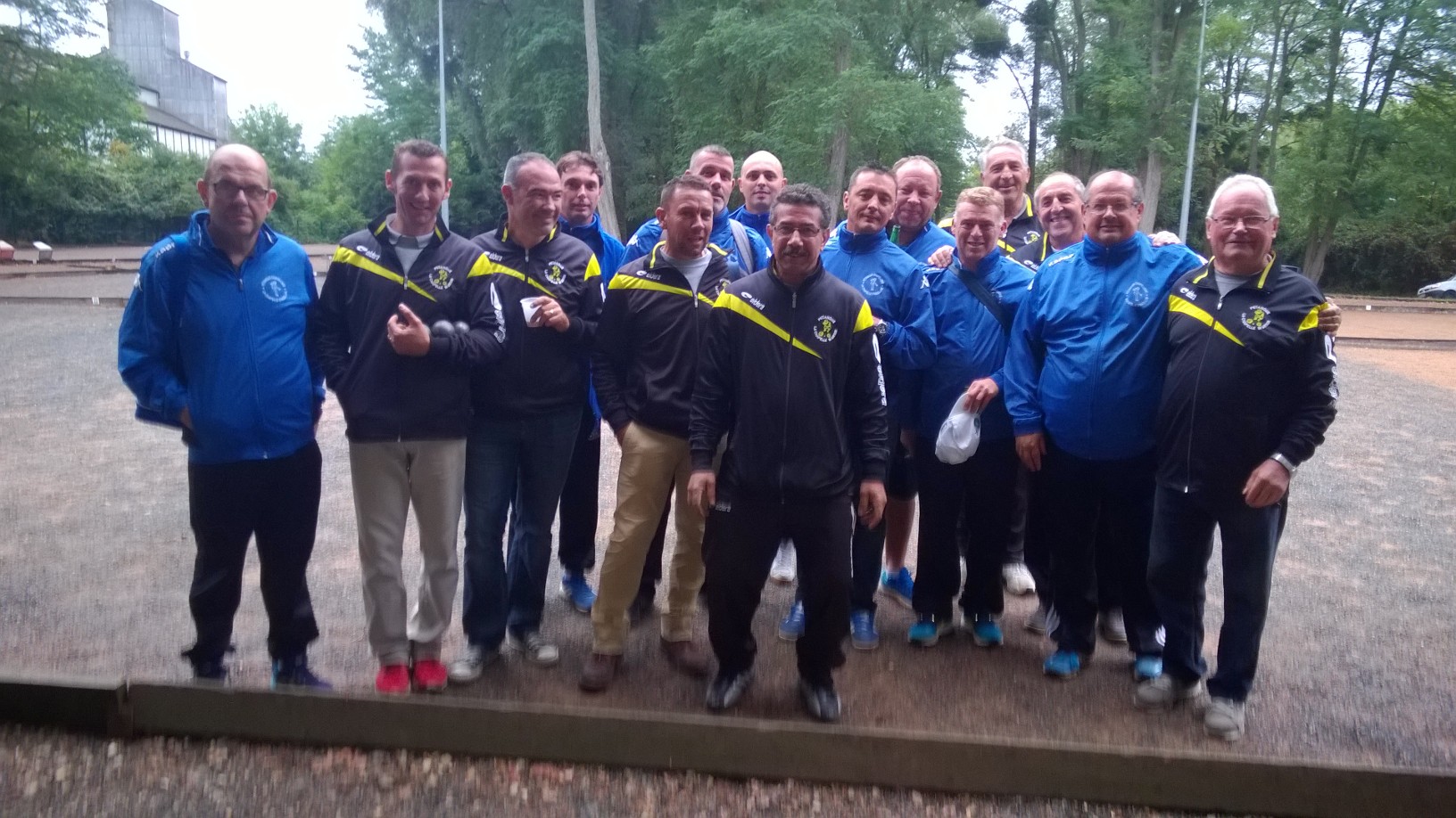 ALLEZ LES CHAPELLOIS ALLEZ LES CHAPELLOIS