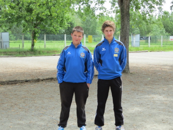 antoine et kevin 1/8 de finaliste doublettes cadets antoine et kevin 1/8 de finaliste doublettes cadets
