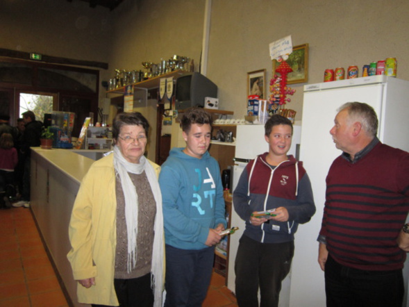 Duffilo Yvonne.Maignaut Julien.Laborde Antoine.Marabiso Yvon.absent sur la photo Chiarot Kevin. Duffilo Yvonne.Maignaut Julien.Laborde Antoine.Marabiso Yvon.absent sur la photo Chiarot Kevin.