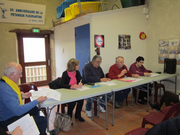 le president marabiso yvon en plein discourt le president marabiso yvon en plein discourt