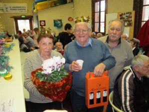 Madame Gros et Monsieur Diana , reine et roi 2016 avec le Président Yvon Marabiso Madame Gros et Monsieur Diana , reine et roi 2016 avec le Président Yvon Marabiso