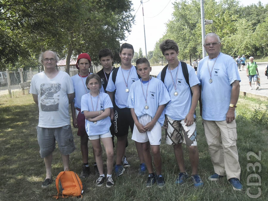 Finaliste du championnat du Gers des Clubs cadets-juniors bravo à Gael-Theo-Pauline-Antoine-Benoit-Kevin-Charlotte absente sur la photo et le Coah Roland