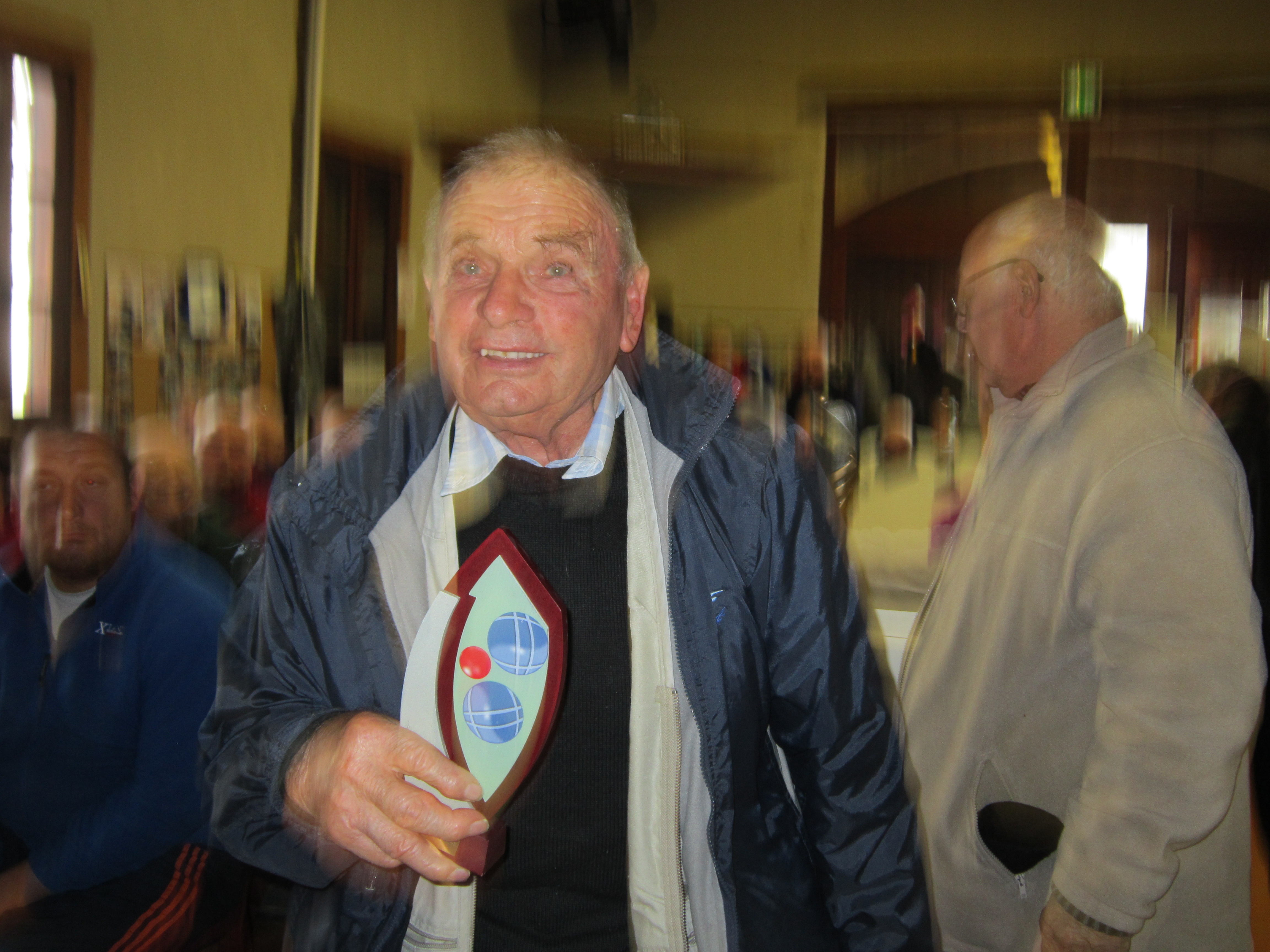 valle et absent sur la photo beyrie et lafon bernard finaliste complaimentaire triplettes valle et absent sur la photo beyrie et lafon bernard finaliste complaimentaire triplettes