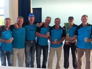 Trophée des copains à Villeneuve sur Allier par équipes de 7  en vétérans.
