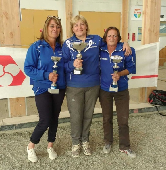 Patricia Boissière, Myriam Savignac et Simoes Hélèna des Player's Montalbanais championnes de Tarn-et-Garonne triplette féminin pétanque
